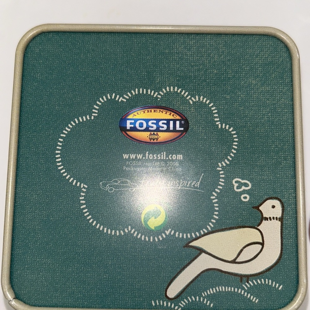 Brand new FOSSIL WATCH . MSRP 85.00 - Picture 6 of 6